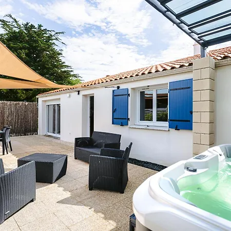 Holiday home Panda Marans (Charente-Maritime)